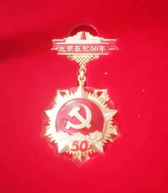 女生面试应该拿什么包？又该如何穿搭？游戏画面